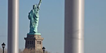 New Immigration Policies Spark Debate: What They Mean for 2024 and Beyond