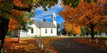 Experts Warn: Economic Order Flow Signals Potential Market Shift This Fall