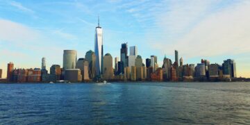 Web3’s Surge: Decentralized Internet Gains Momentum Amidst Tech Giants’ Skepticism